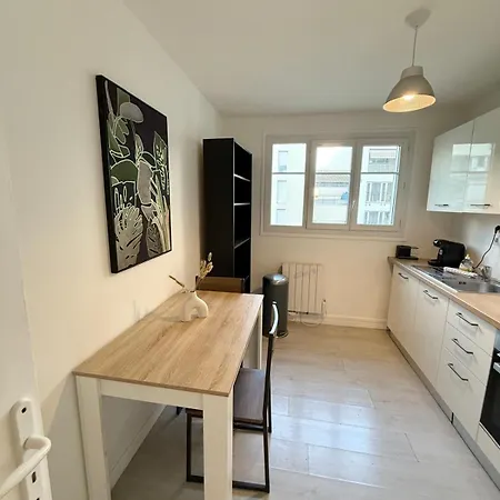 Bernoux 2 Bedrooms Gratte Ciel Daire *