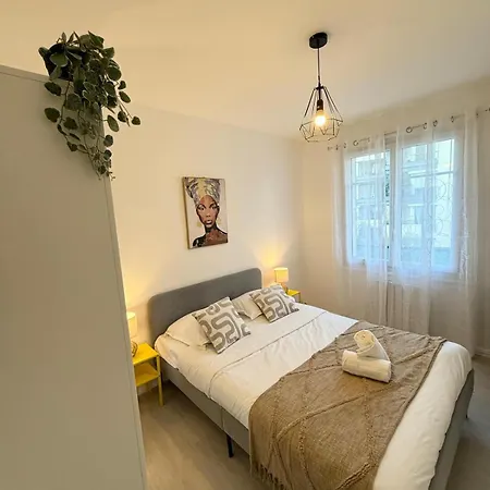 Bernoux 2 Bedrooms Gratte Ciel Daire